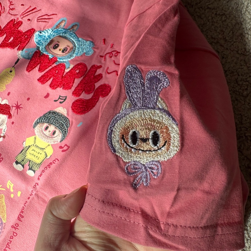 Pink Labubu shirt - Picture 3 of 6